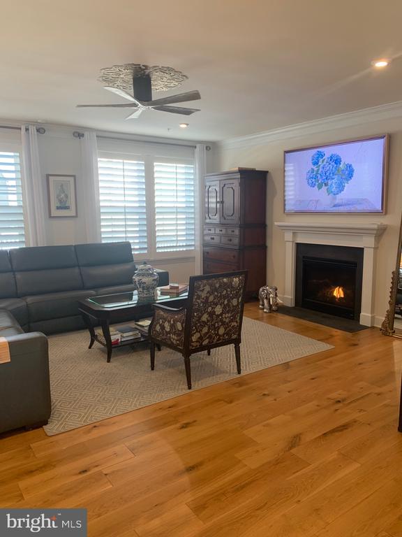 3808 GENTLE BREEZE DRIVE