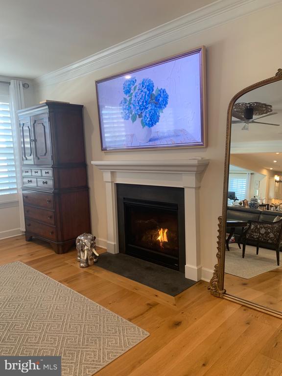 3808 GENTLE BREEZE DRIVE