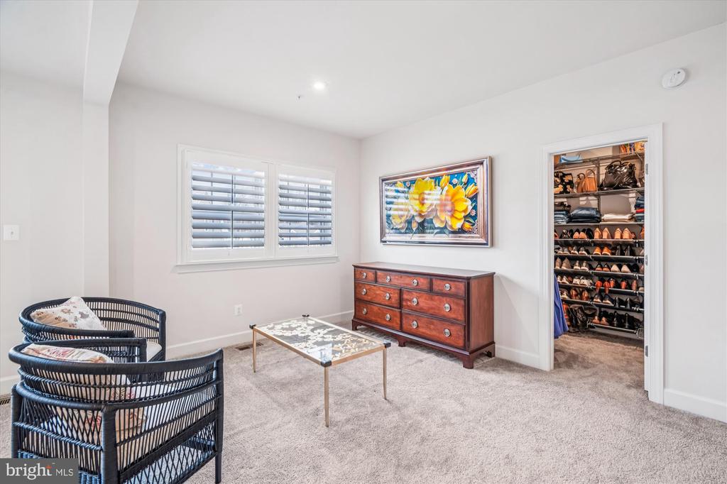 3808 GENTLE BREEZE DRIVE