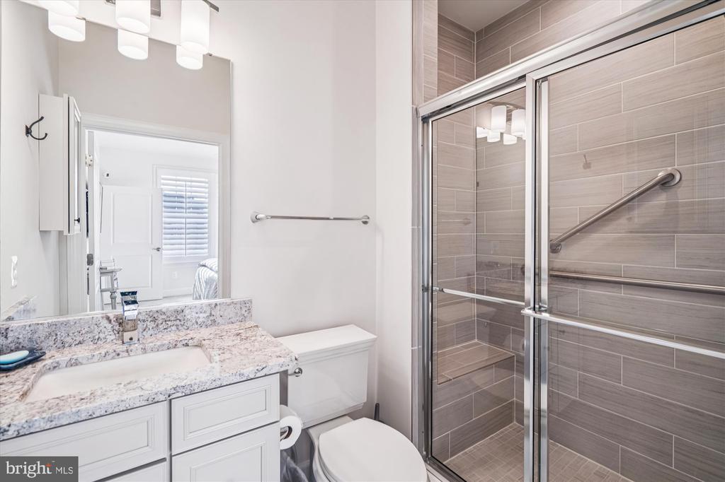 3808 GENTLE BREEZE DRIVE