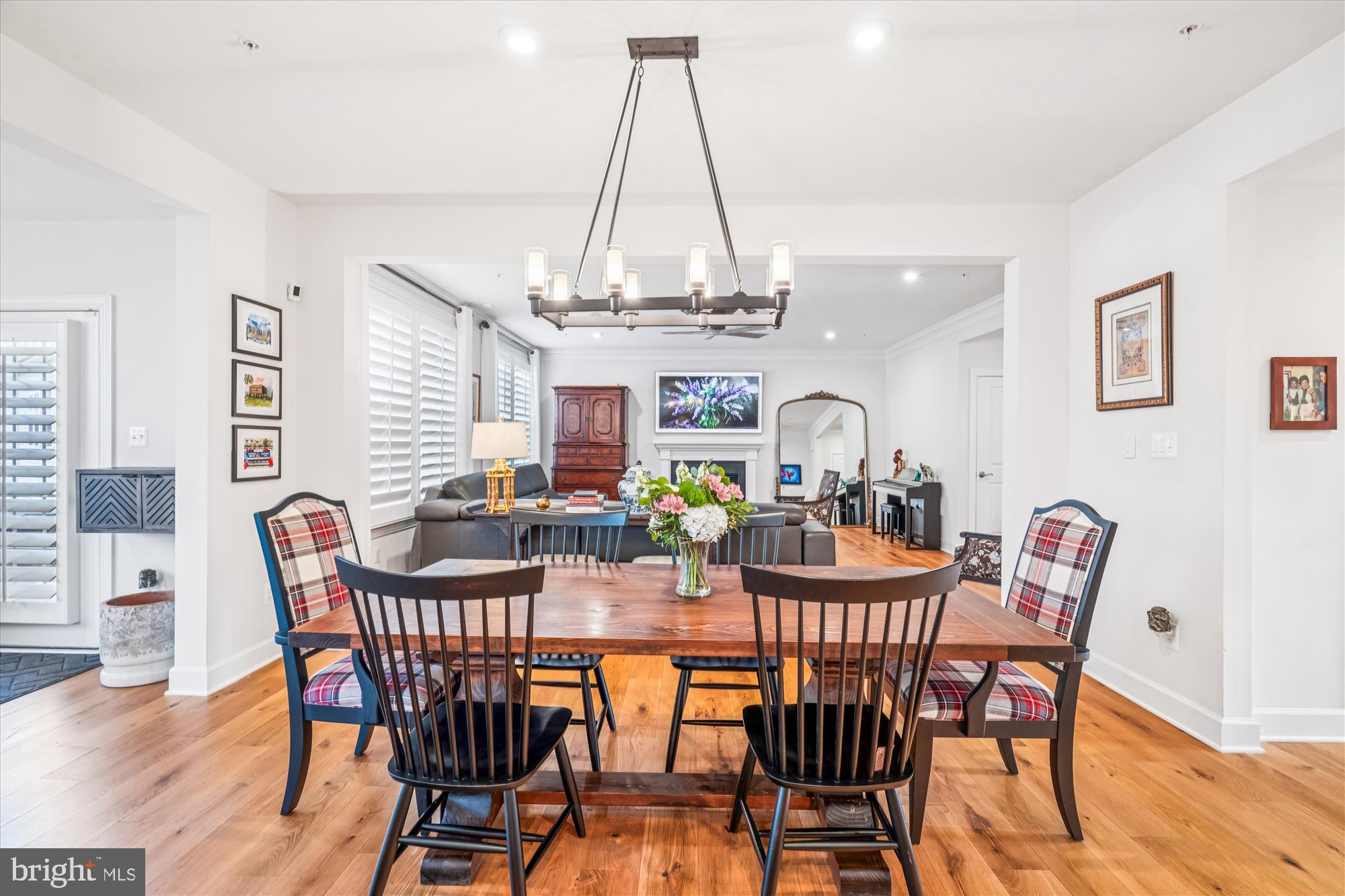 3808 GENTLE BREEZE DRIVE