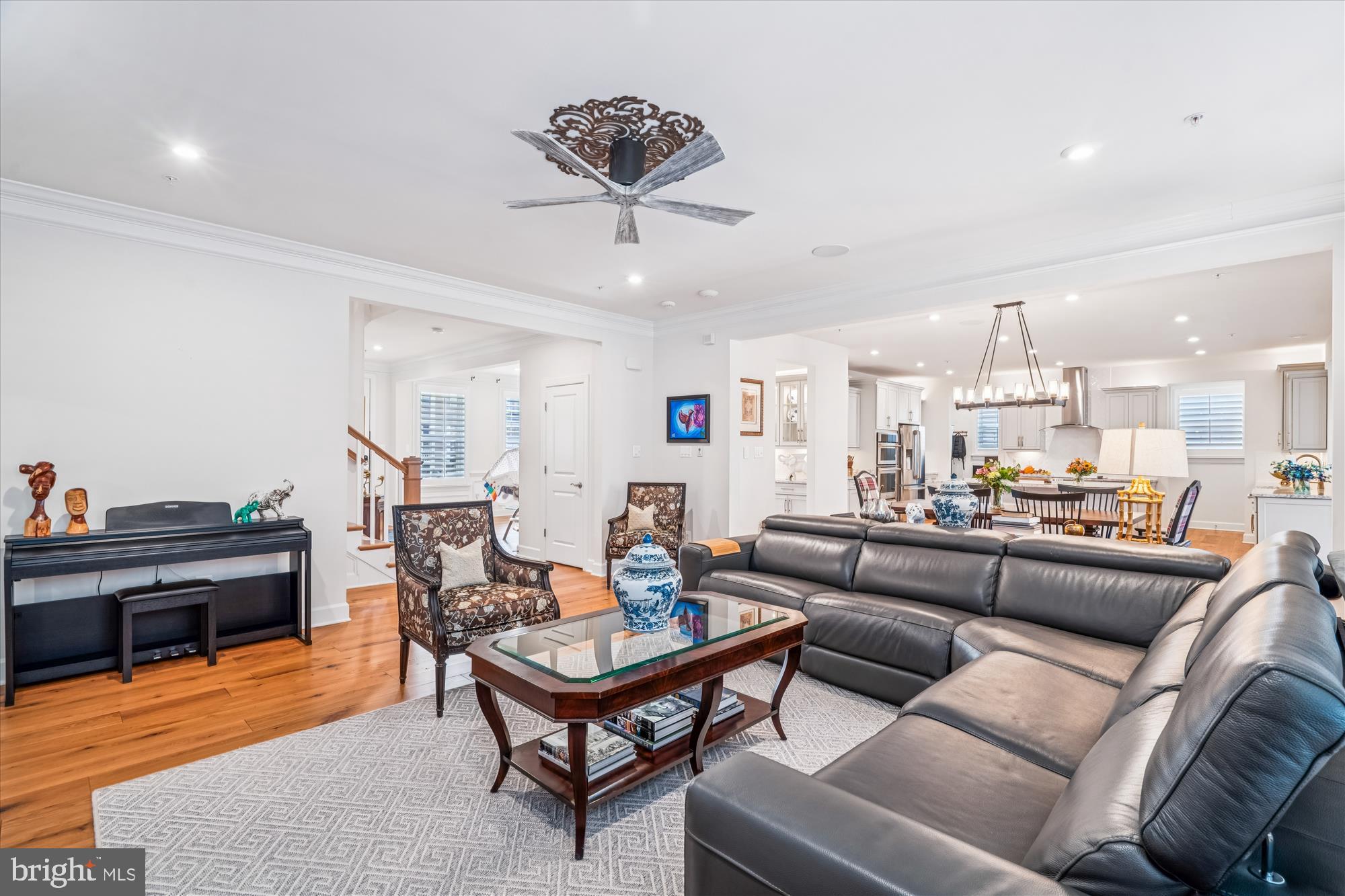 3808 GENTLE BREEZE DRIVE