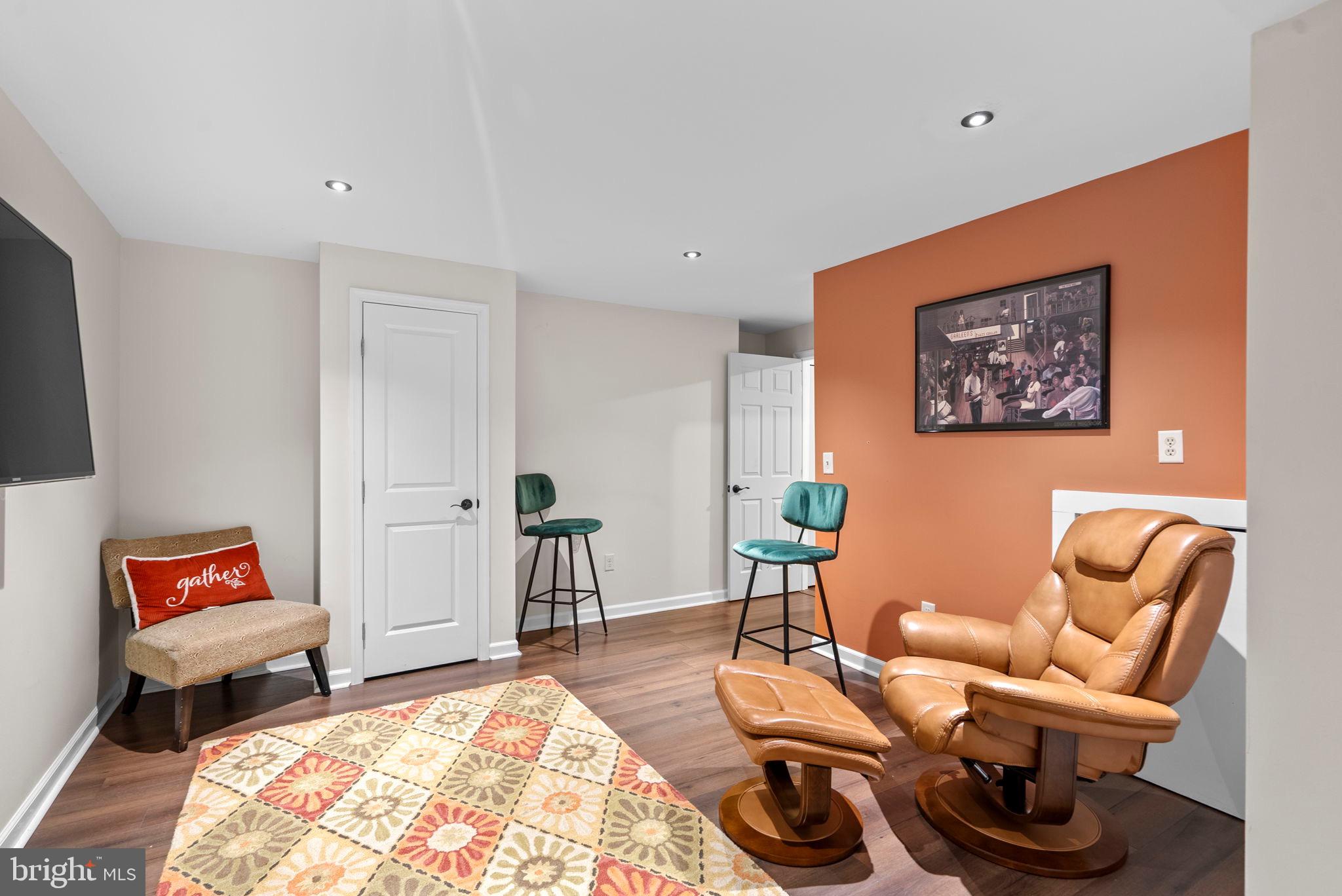 14221 PLEASANT VIEW DRIVE