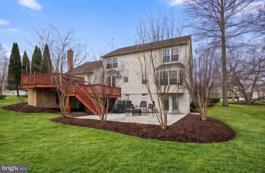 14221 PLEASANT VIEW DRIVE