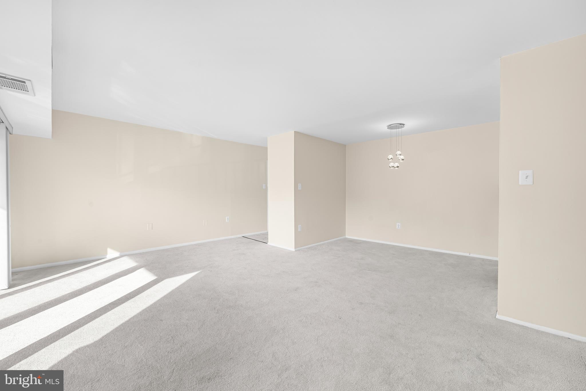 5204 NEWTON STREET 304