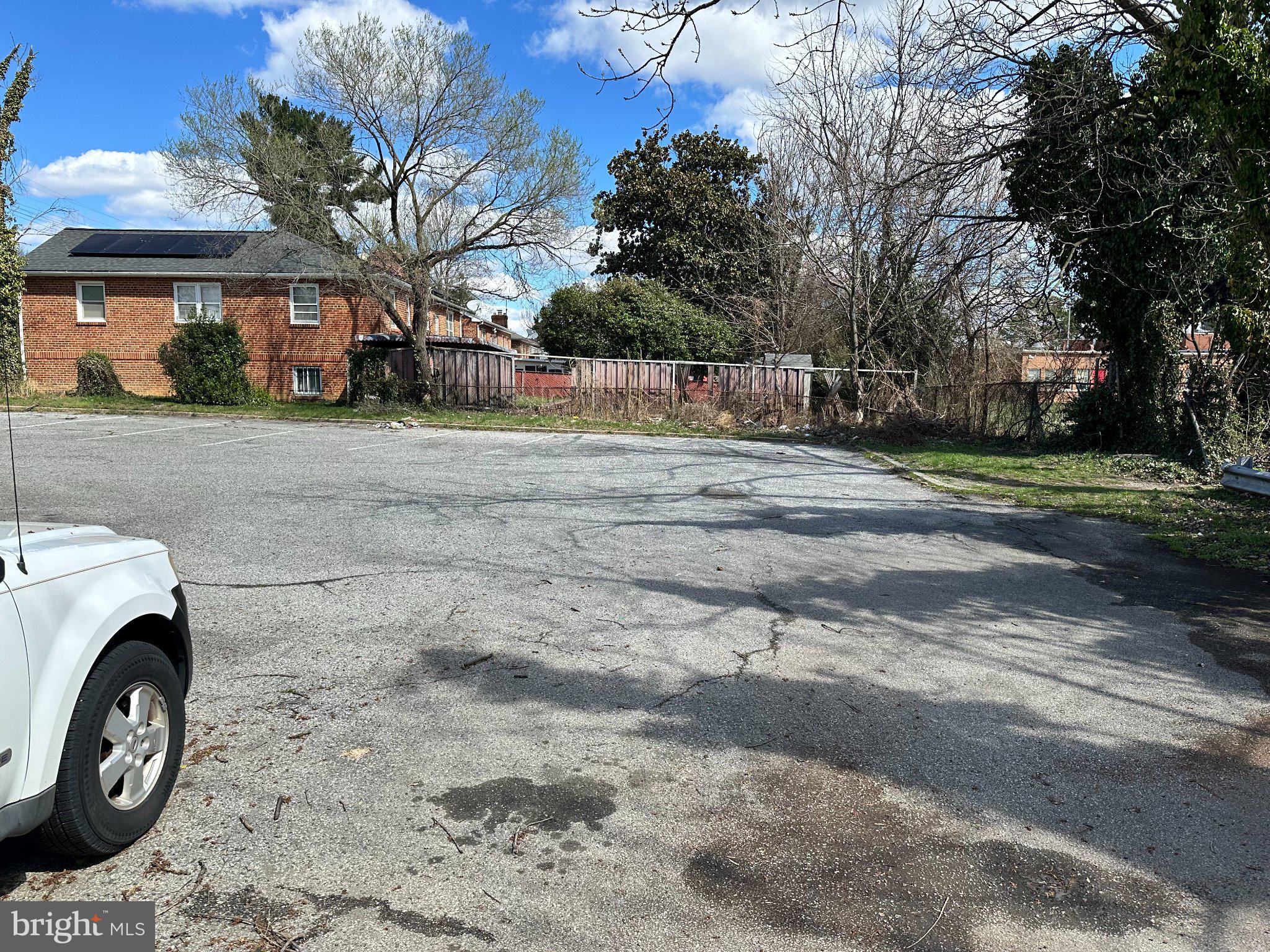 2627 COLEBROOKE DRIVE 31