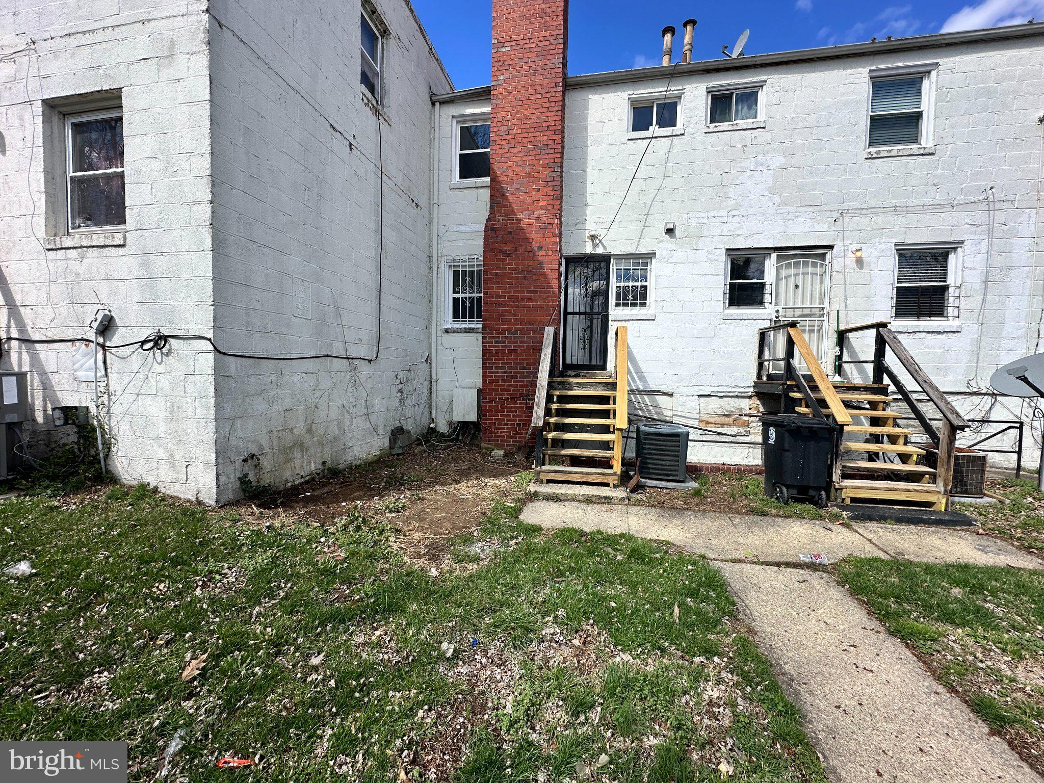 2627 COLEBROOKE DRIVE 31