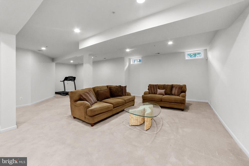 14909 TARYN LEA COURT