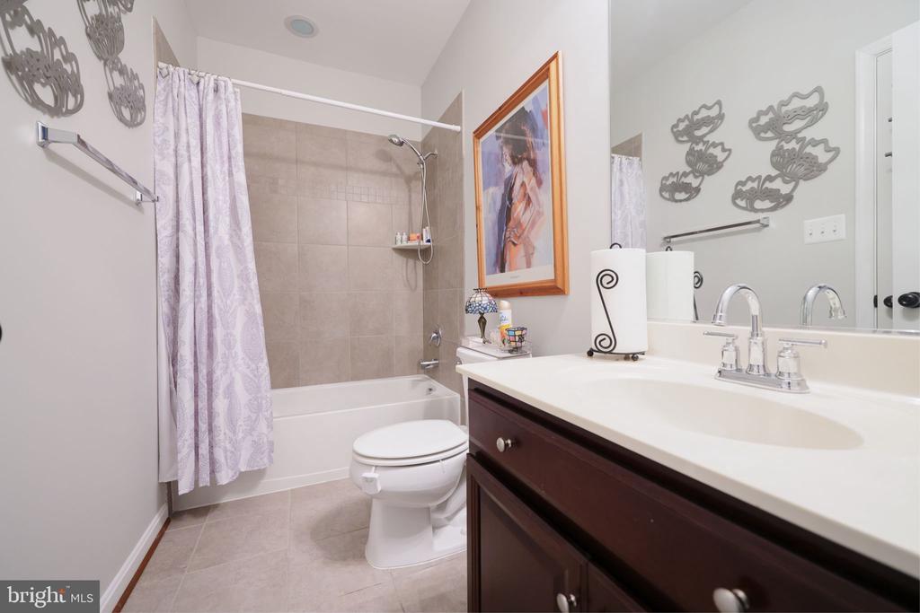 2703 BROWNLEE COURT