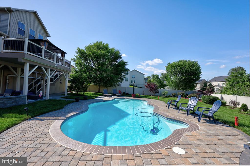 2703 BROWNLEE COURT