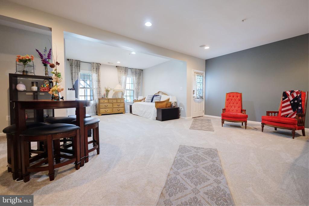 2703 BROWNLEE COURT