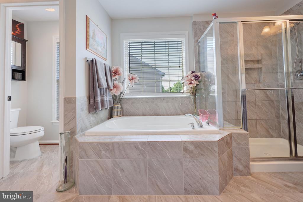 2703 BROWNLEE COURT