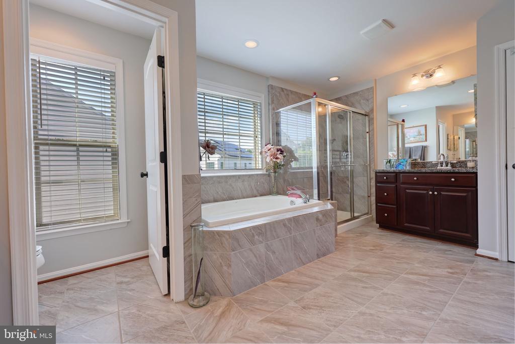 2703 BROWNLEE COURT