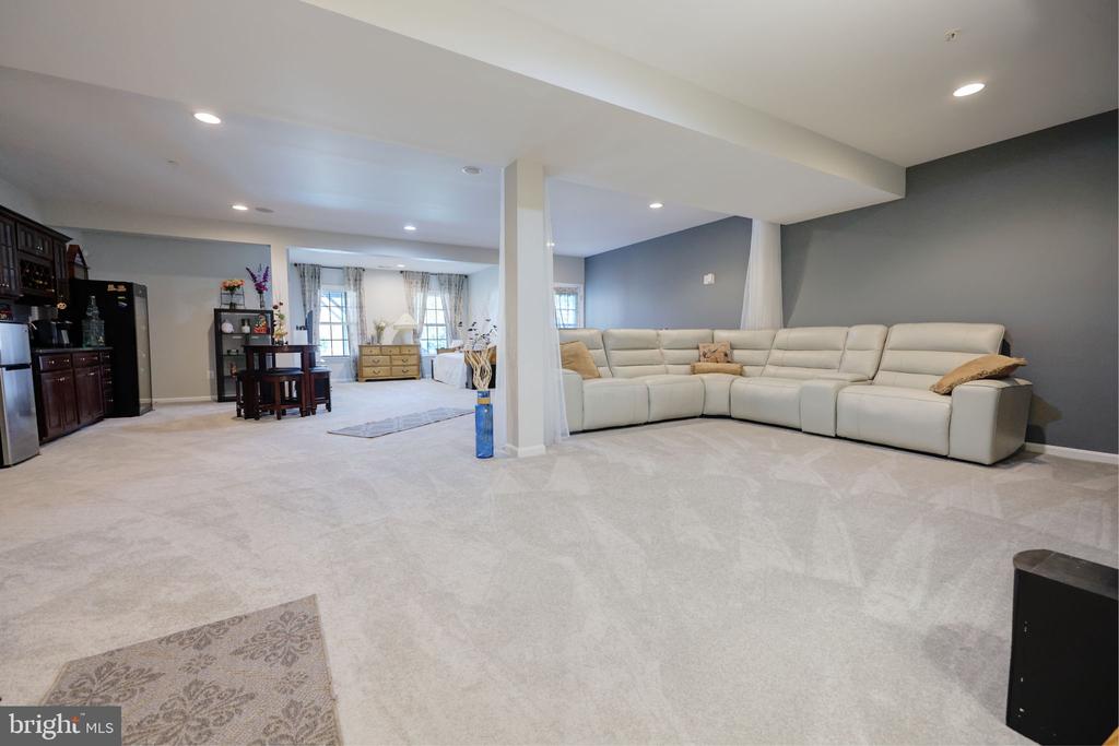 2703 BROWNLEE COURT