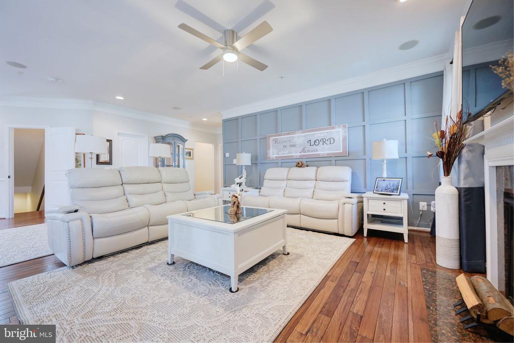 2703 BROWNLEE COURT
