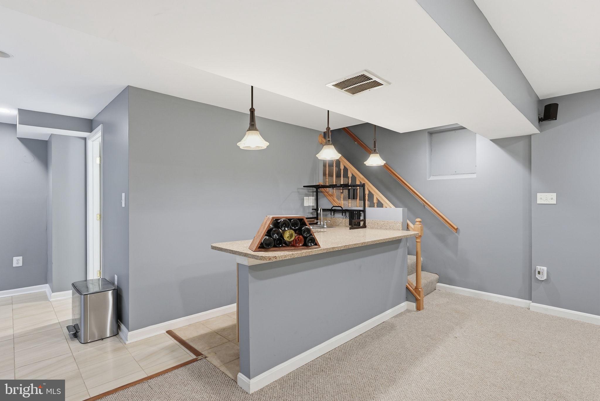 121 RIVER FOREST LANE