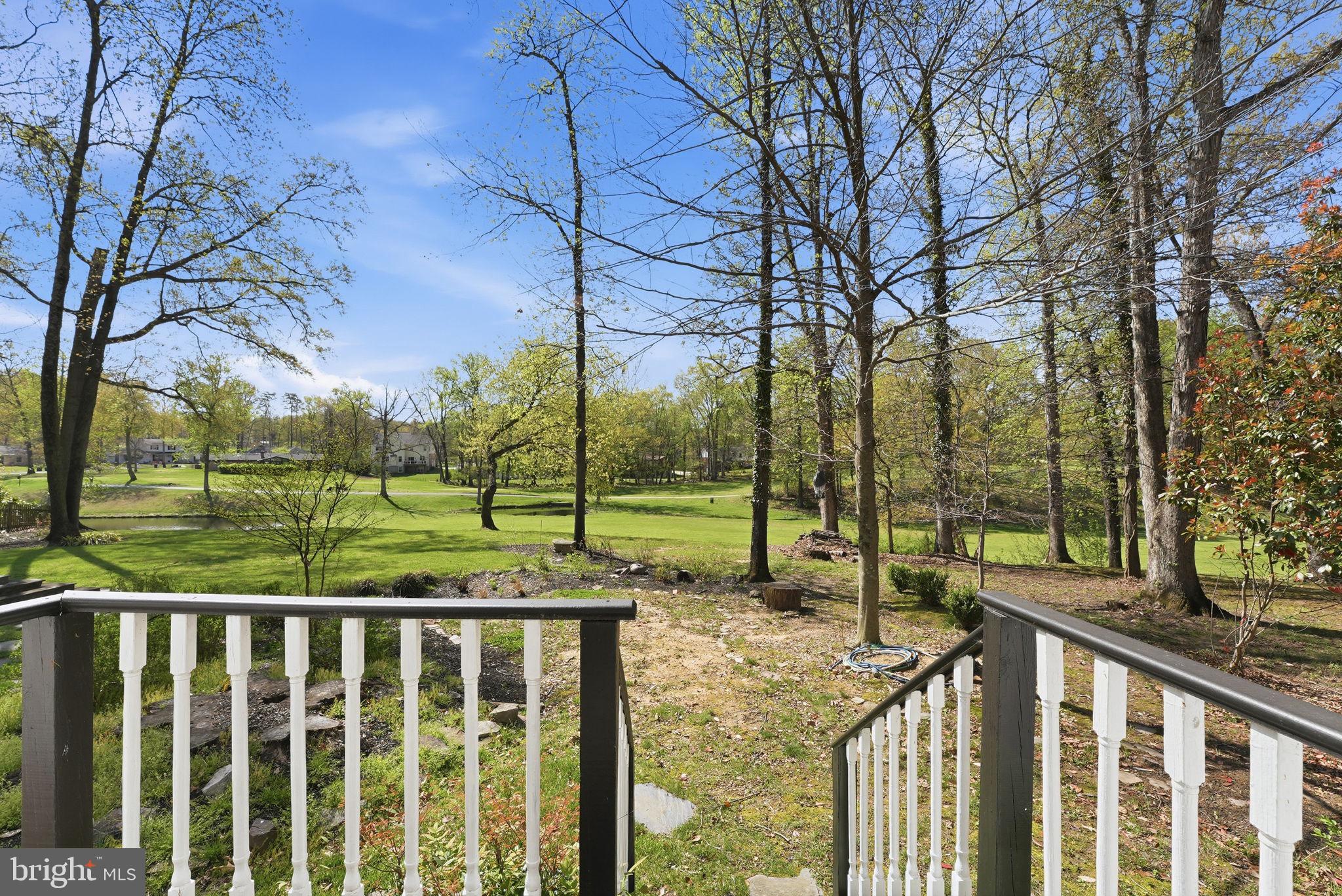 121 RIVER FOREST LANE