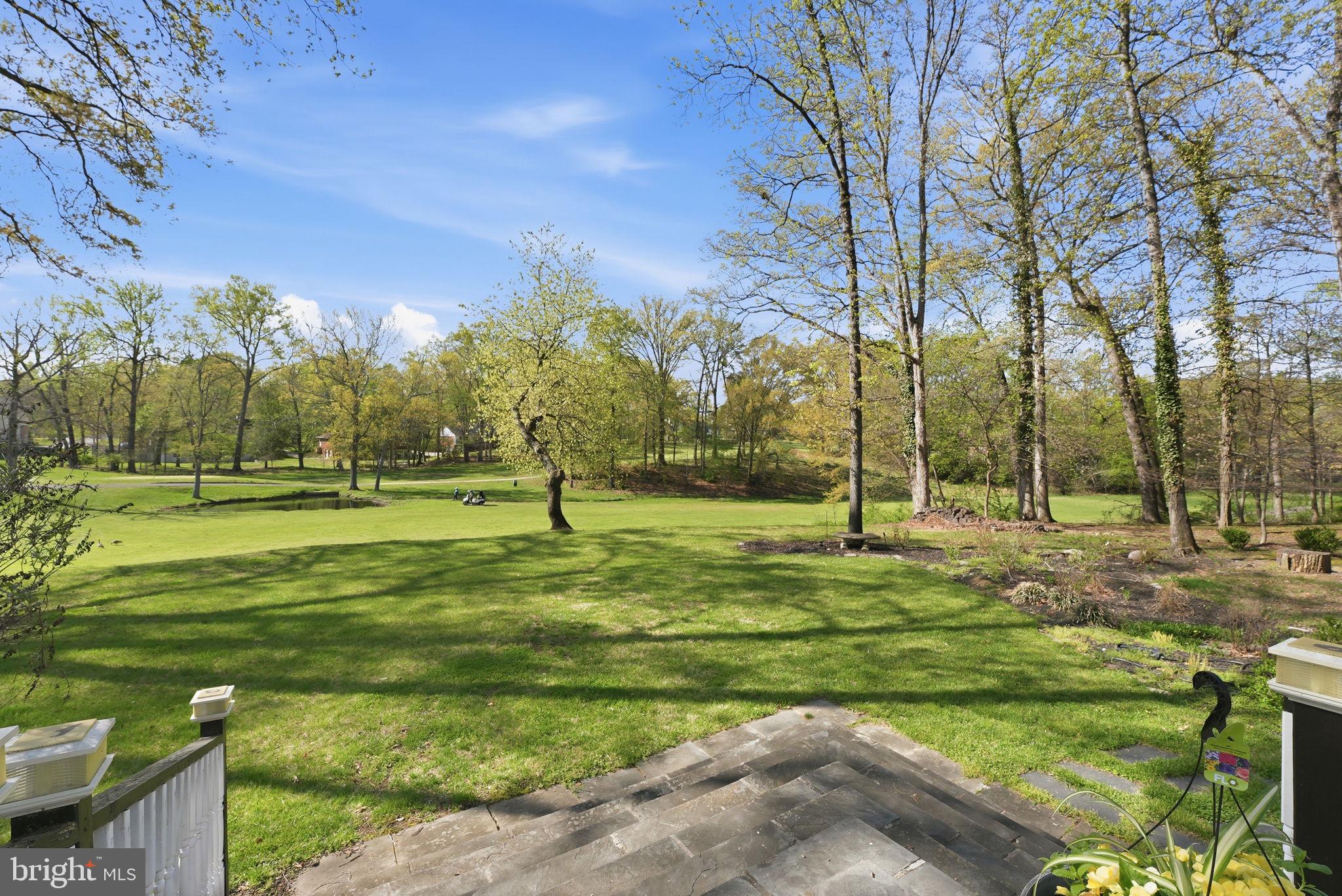 121 RIVER FOREST LANE