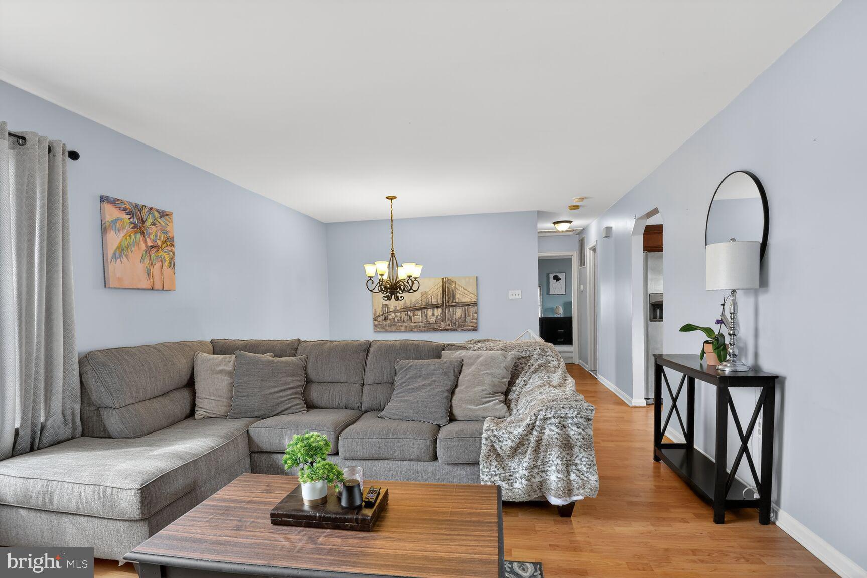 3106 KINGSWAY COURT