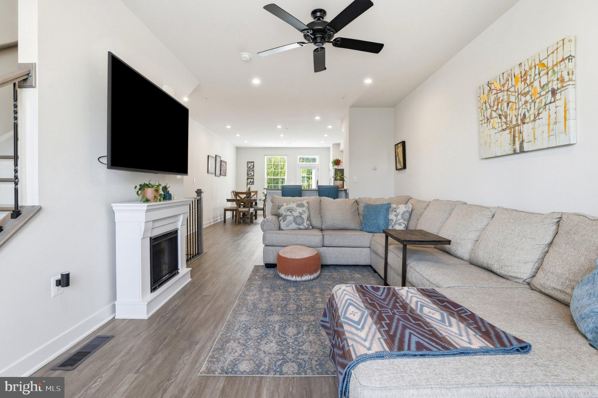 4915 CREST VIEW DRIVE