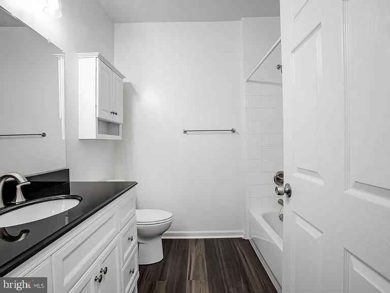 1301 KAREN BOULEVARD 401