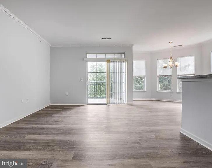 1301 KAREN BOULEVARD 401