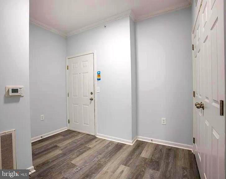 1301 KAREN BOULEVARD 401
