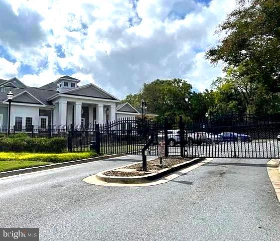 1301 KAREN BOULEVARD 401