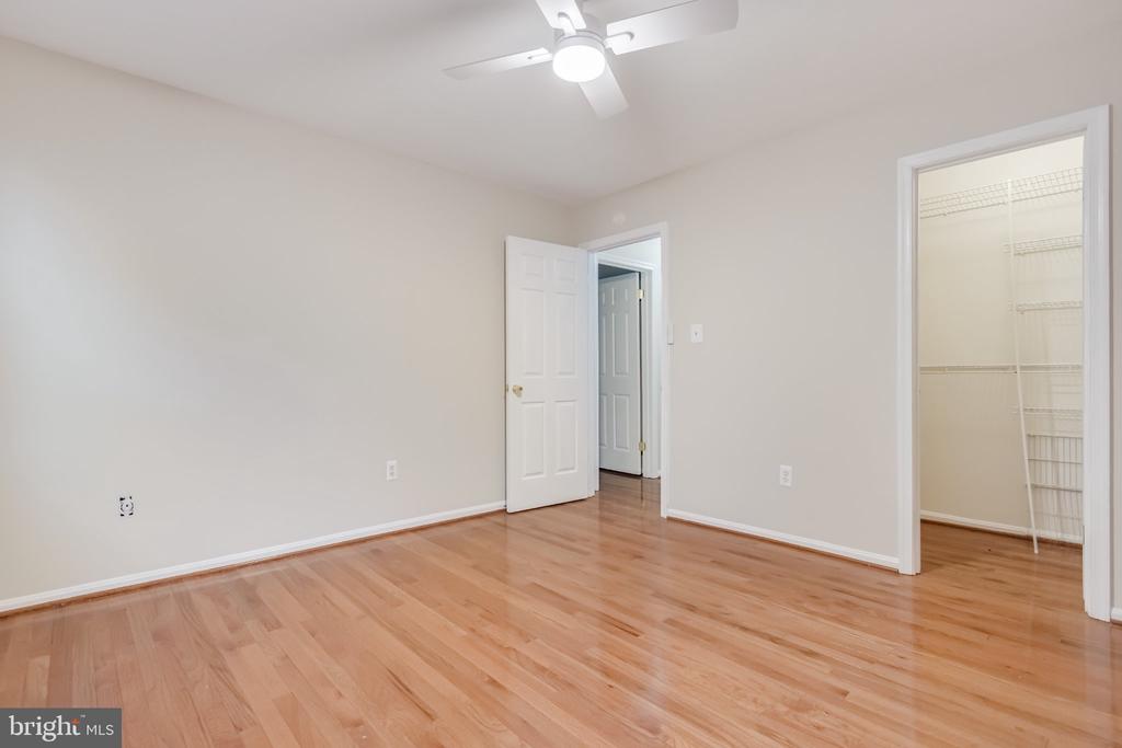 1602 SUNDEW COURT