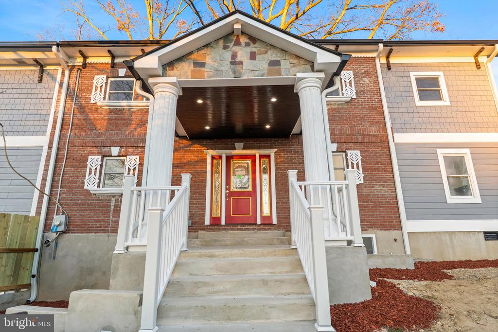 6218 SUITLAND ROAD