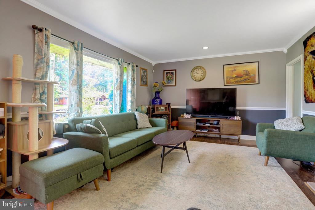 1303 JEFFERSON ROAD