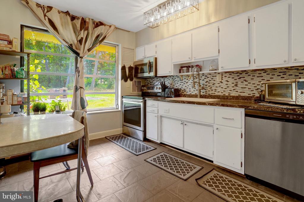 1303 JEFFERSON ROAD
