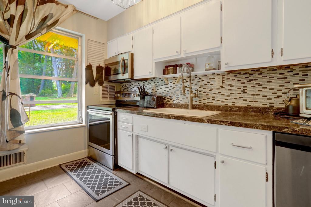 1303 JEFFERSON ROAD