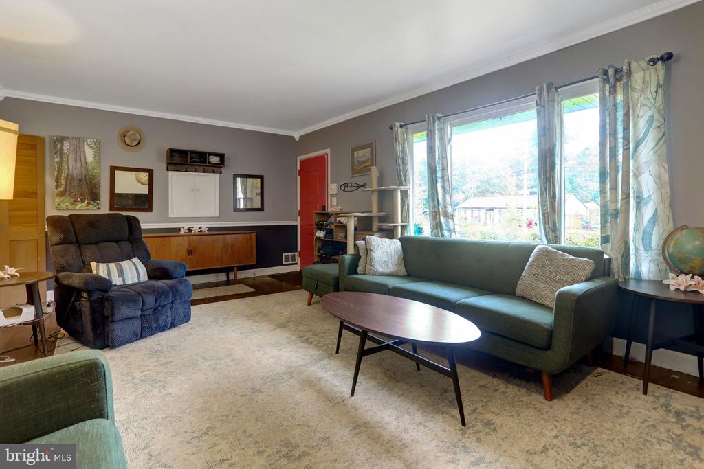 1303 JEFFERSON ROAD