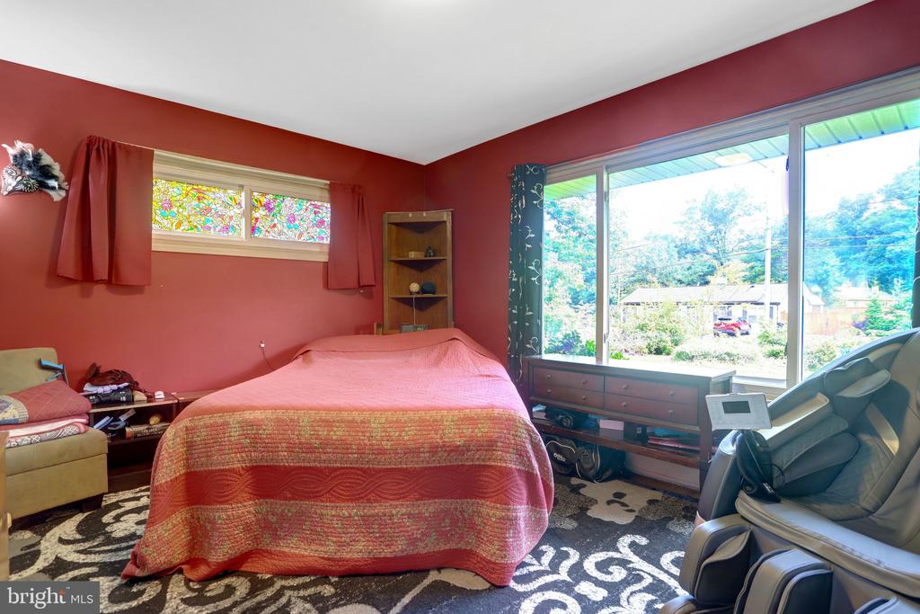 1303 JEFFERSON ROAD