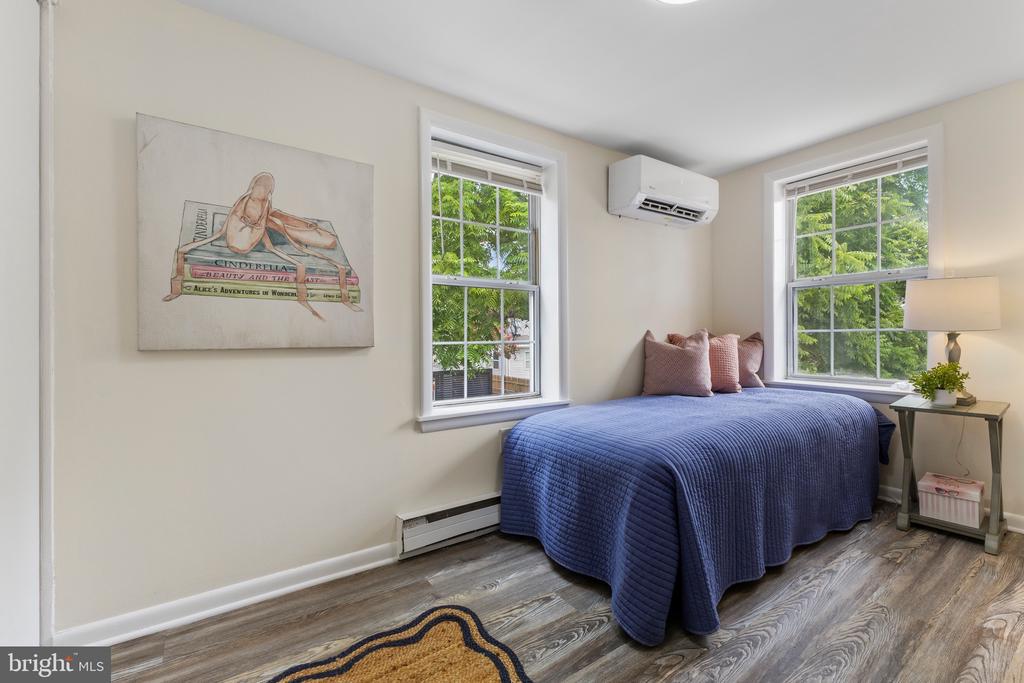 702 4TH STREET