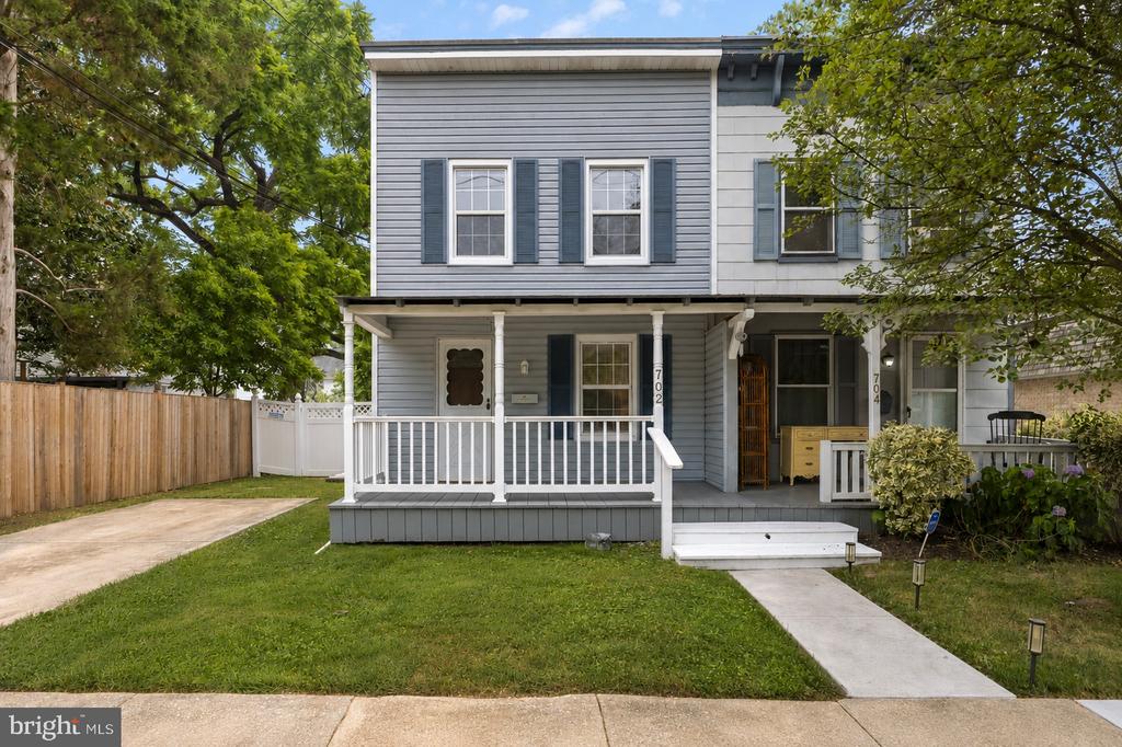 702 4TH STREET