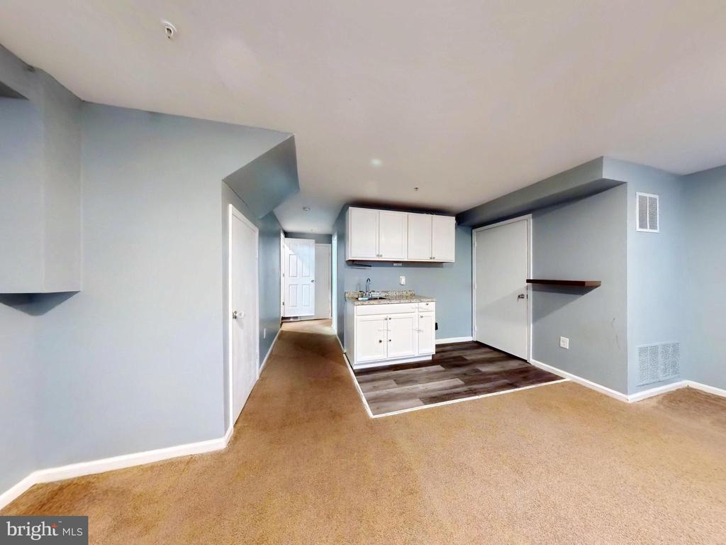 6955 AQUAMARINE COURT