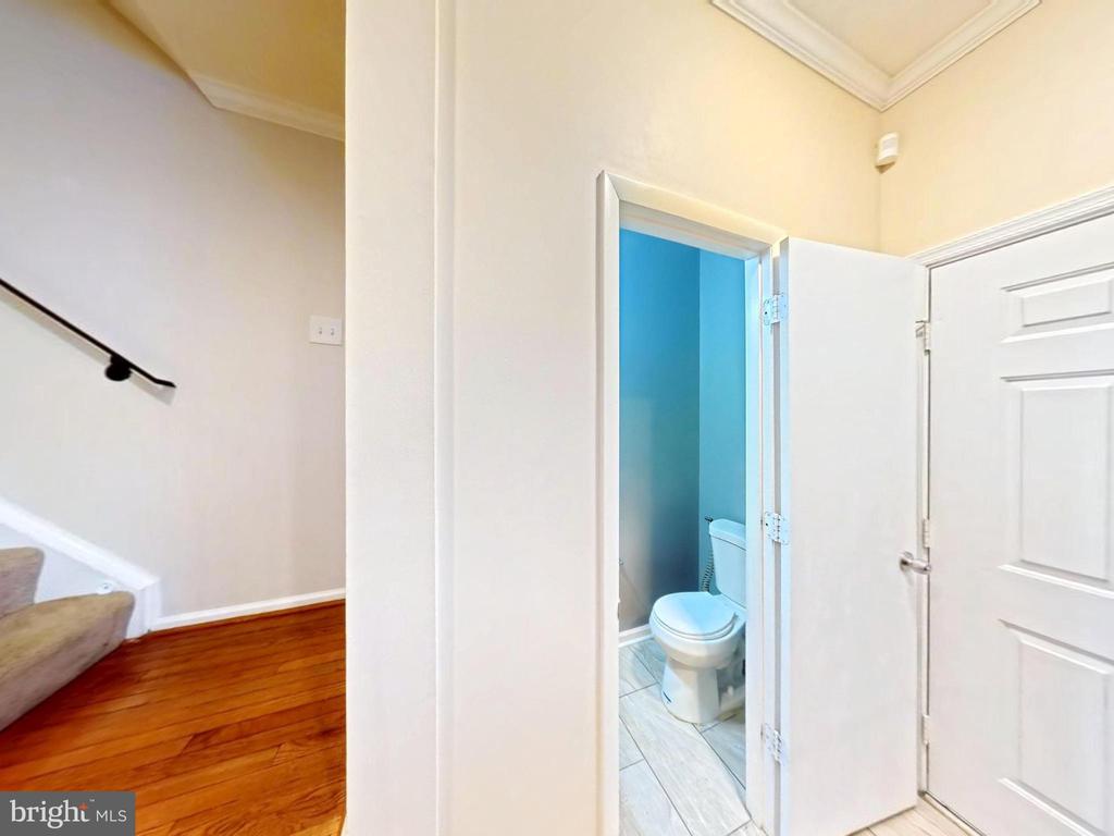 6955 AQUAMARINE COURT
