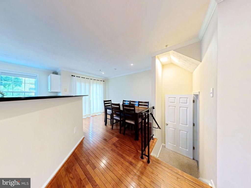 6955 AQUAMARINE COURT