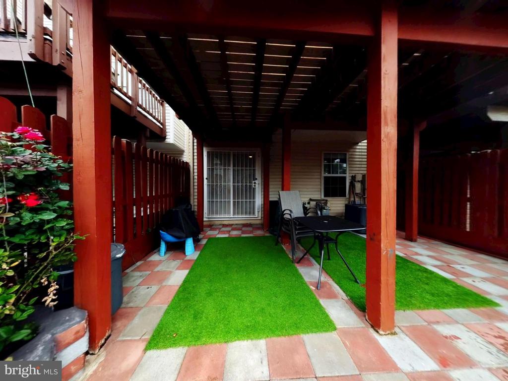 6955 AQUAMARINE COURT
