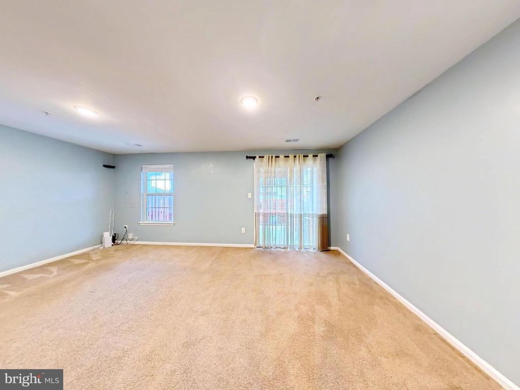 6955 AQUAMARINE COURT