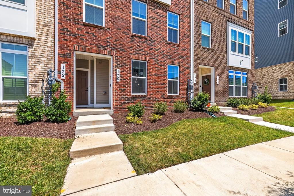 170 LAWNDALE DRIVE