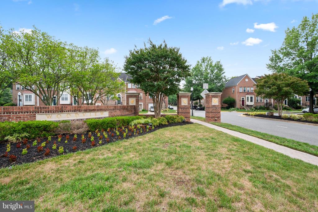 1816 PALMETTO DRIVE