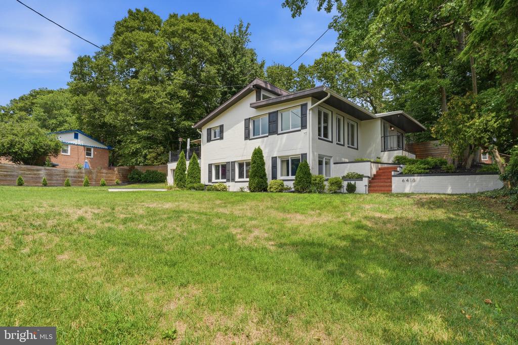 6410 BUSHEY DRIVE