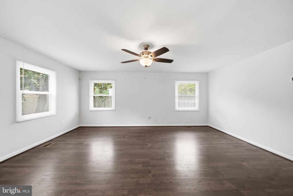 12411 MELLING LANE
