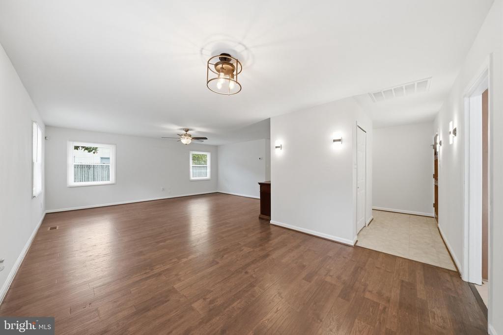 12411 MELLING LANE