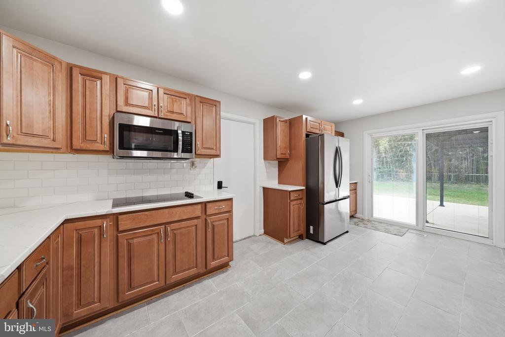12411 MELLING LANE