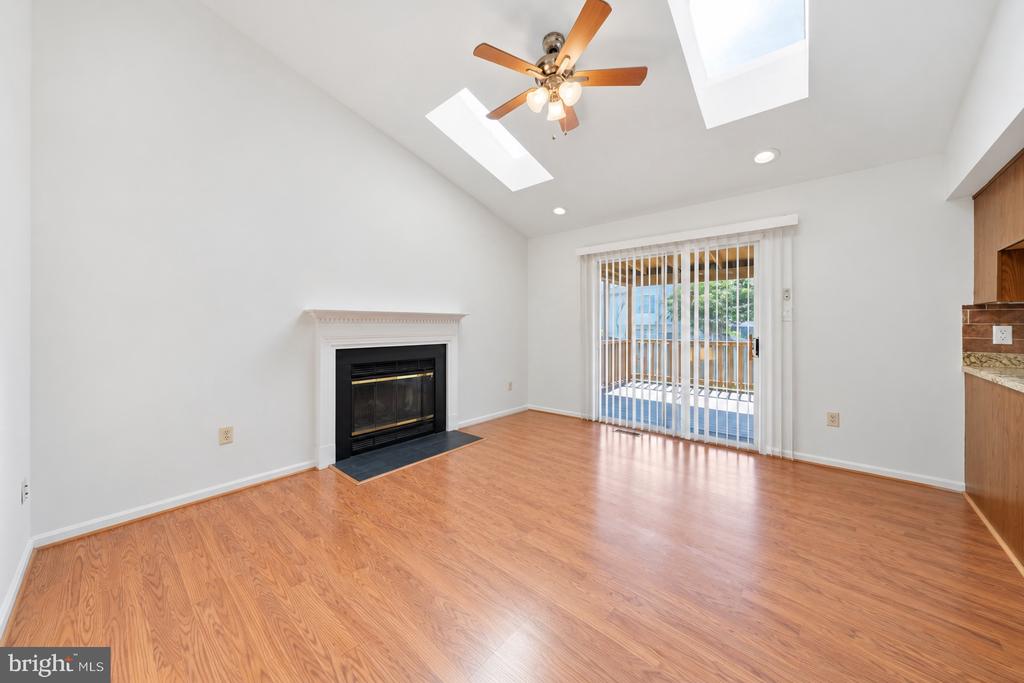 6305 JUANITA COURT