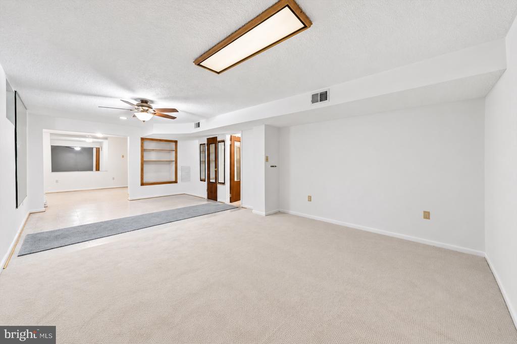 6305 JUANITA COURT